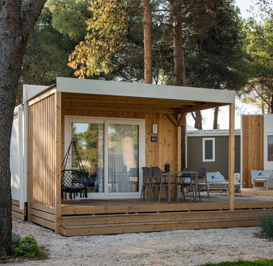 Premium Two-Bedroom Mobile Home Terrace,1425506368:JPEG